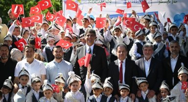 Sünnet şöleni, zafer bayramı coşkusuyla birleşti