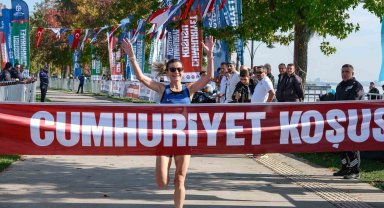 16 ülkeden sporcu Kocaeli'de Cumhuriyet için koştu