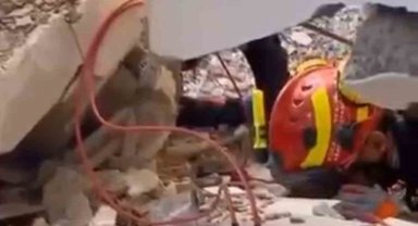 Gebze'deki enkazın altından umudun çığlığı böyle yükseldi