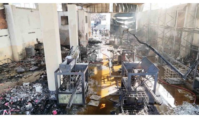 Kocaeli'de 6 kişiye mezar olan parfüm dolum tesisinin içi görüntülendi