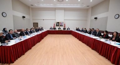 Vali Aktaş açıkladı: "Enkazdan kurtarılan Dilara yoğun bakımdan çıktı"