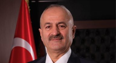 BAŞKAN BÜYÜKGÖZ BELEDİYE KADROSUNDA KAPSAMLI DEĞİŞİKLİĞE GİTTİ