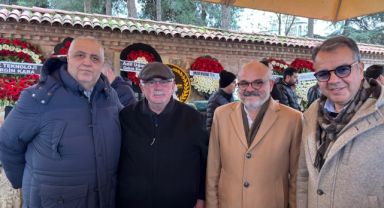 DOSTLARI OKUR'U ACI GÜNÜNDE YALNIZ BIRAKMADI