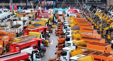 Kocaeli'de 265 milyon liralık 42 yeni iş makinesi hizmete girdi