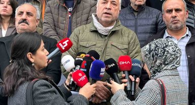 Kocaeli'deki fabrika yangınında ölenlerin yakınlarından SGK önünde açıklama