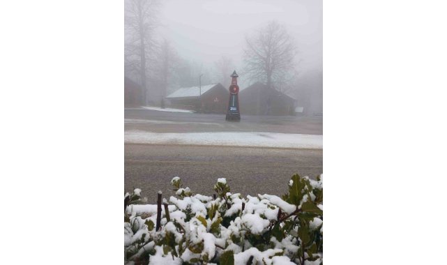 Samanlı Dağları'nın zirvesinde kar yağışı devam ediyor