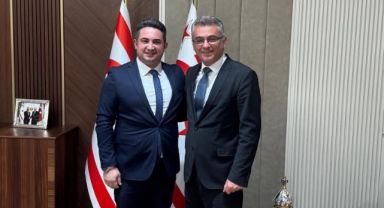 Türkiye sınırlarını aştı: Mesut Abdurrezzak'ın KKTC teması gündem yarattı