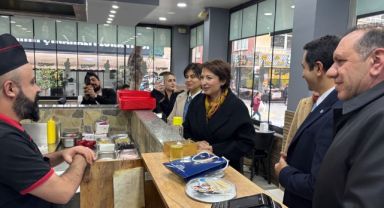 Anahtar Parti Genel Başkan Yardımcısı Küçükali'ye Darıca'da sevgi seli!