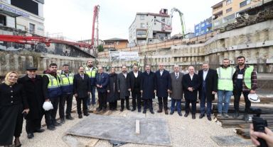 DİLOVASI KENT MEYDANI PROJESİ’NİN TEMELİ ATILDI