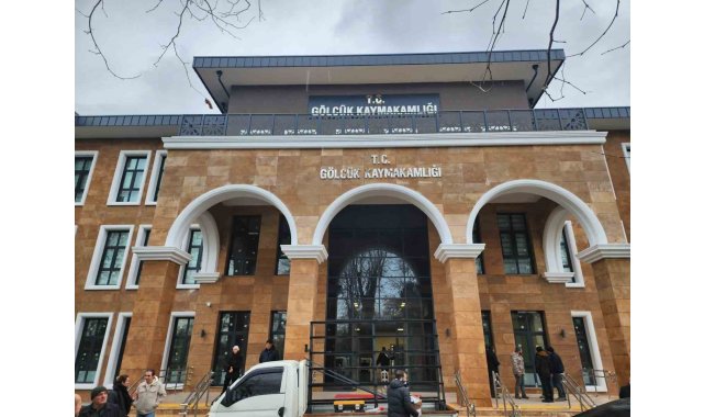 Gölcük'te yeni Hükümet Konağı binasında sona gelindi