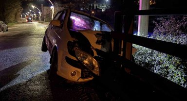 Kaza yapan sürücü aracı bırakıp kayıplara karıştı