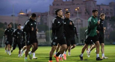 Kocaelispor'un Antalya kampı başladı