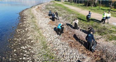"Mavi Takım" ekibi 16 tonun üzerinde atık topladı