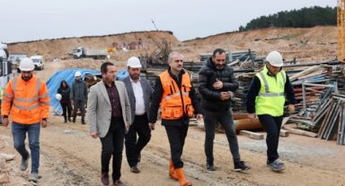 BAŞKAN ÇİFTÇİ HASTANEYE KİLİTLENDİ!