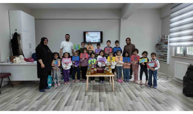 Çayırova'da minik çevrecilere "sıfır atık" eğitimi