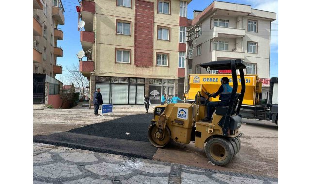 Gebze'de ulaşım konforu için asfalt yama çalışması yapılıyor
