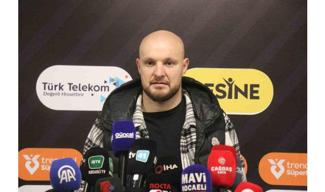 Gökhan Değirmenci: "Penaltı gibi gözüküyor, maalesef verilmedi"