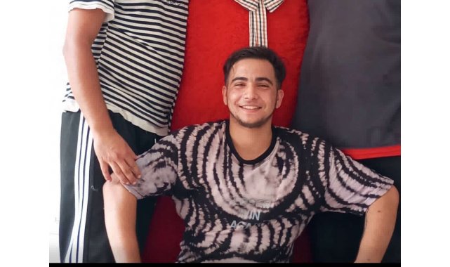 Kocaeli'de tribünden düşen genç taraftar hayatını kaybetti