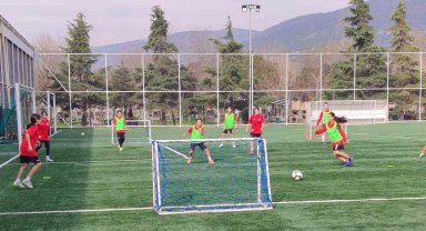 Körfez'in kızları şampiyonluk için hazırlanıyor