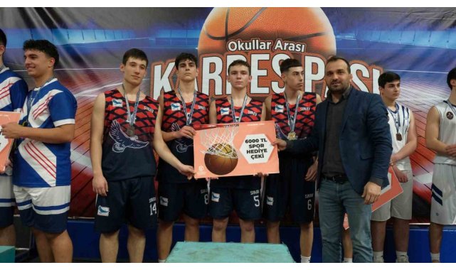 "Kardeş Pası" basketbol şampiyonasında ödüller sahiplerini buldu