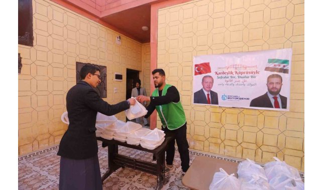 Suriye Rakka'da iftar bereketi