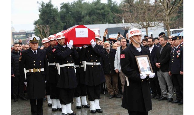 Vefat eden Kıbrıs gazisi son yolculuğuna uğurlandı