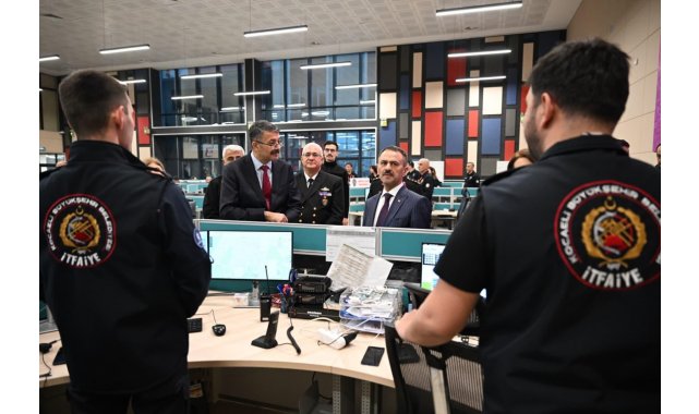 Bakan Yardımcısı Çelik'ten bayramda görev başındaki personele ziyaret