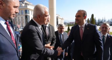 *BAŞKAN ASLANTAŞ, BAKAN KACIR İLE SANAYİ VE TİCARET GÜNDEMİNİ DEĞERLENDİRDİ*