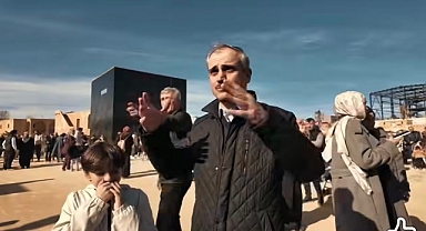 ÇAYIROVA'DA MEKKE ATMOSFERİ: UMREYE GİDEMEYENLER HASRET GİDERİYOR