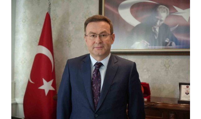 Cumhurbaşkanı Erdoğan'dan ödül alan Kaymakam Demirelli: "İdareci mazeret üretmez, imkansızlıklar içinde başarır"