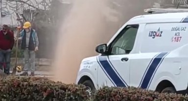 Derince'de delinen doğalgaz borusu mahalleliyi korkuttu