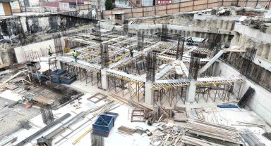 Dilovası Kent Meydanı Projesi'nde inşaat çalışmaları hızla ilerliyor