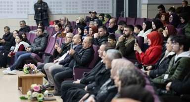 Dursun Ali Erzincanlı, Kartepe'de gönülleri fethetti