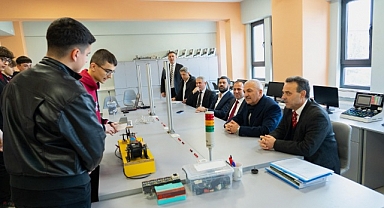 GTO BAŞKANI ASLANTAŞ, MESLEK LİSELERİNE YÖNELİK DESTEK PROJESİNİ YERİNDE İNCELEDİ