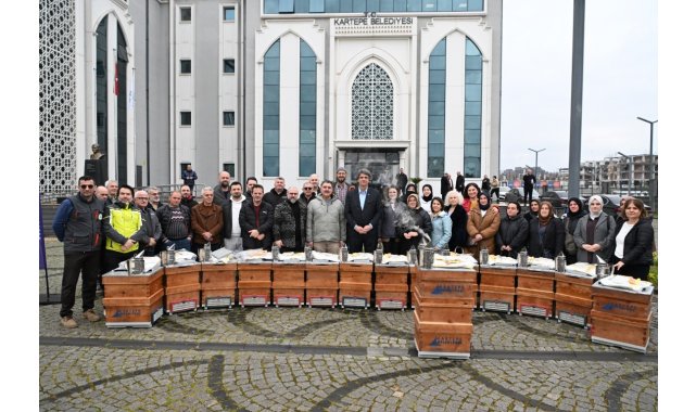 Kartepe'de üreticilere arıcılık ve ekipman desteği sağlandı