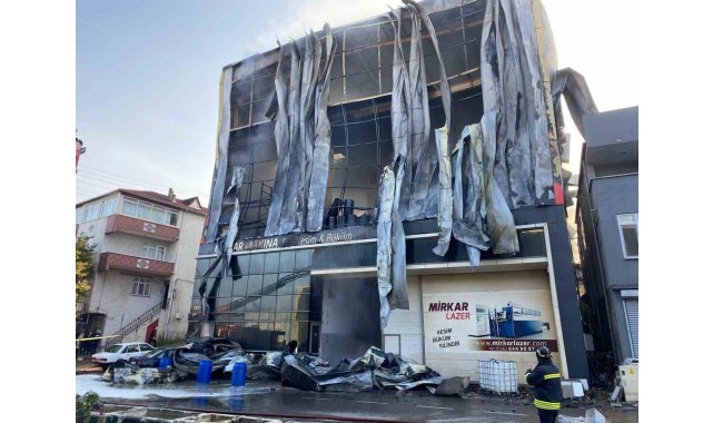 Kocaeli'de 7 kişinin hayatını kaybettiği fabrika yangını davasında dördüncü gün