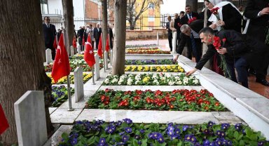 Kocaeli'de bayramda şehitliklerde dualar edildi