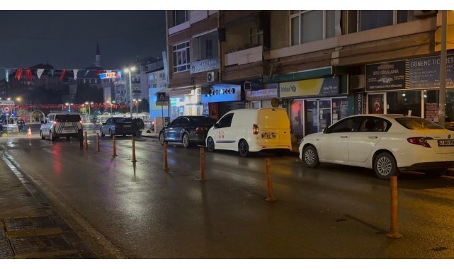Kocaeli'de bıçaklanan şahıs dükkana sığındı