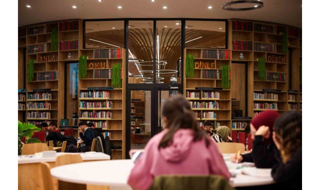 Roman Kahramanları İzmit sokaklarına inecek