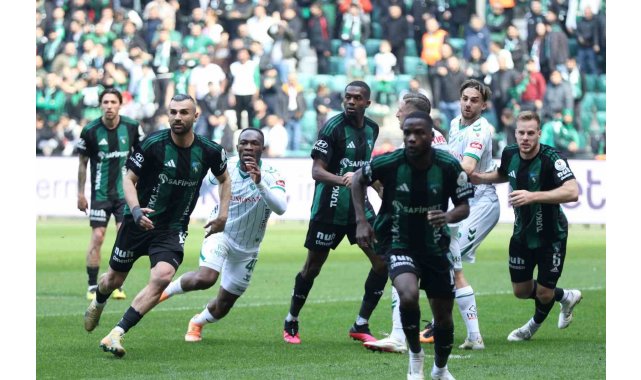 Trendyol Süper Lig: Kocaelispor: 0 - Konyaspor: 0