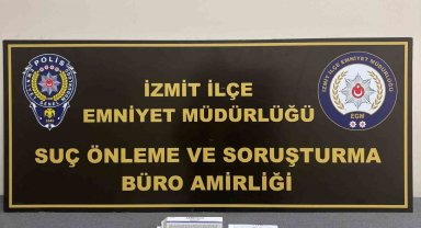 Yaşlıları romatizma kremiyle dolandırdı