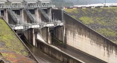 Yuvacık Barajı yüzde 93 doldu, kapaklar açıldı