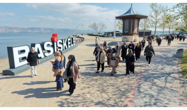 Başiskele'de kadınlar sağlıklı yaşam yürüyüşünde buluştu