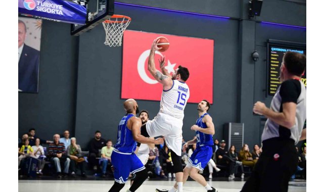 Çayırova Belediyesi, Kağıtspor'u 102-71 mağlup etti