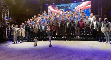 ÇAYIROVA BELEDİYESPOR TARİH YAZDI! BAŞKAN MUAMMER AYDIN’DAN ŞAMPİYONLARA TAM DESTEK
