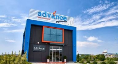 ÇAYIROVA’DA GAYRİMENKUL OFİSİNE SİLAHLI SALDIRI