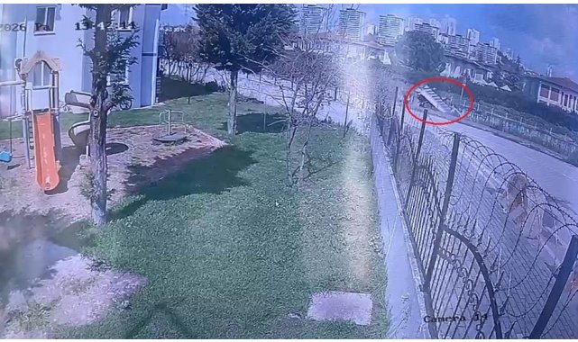 Dereye uçan kamyonetin sürücüsüne dakikalarca kalp masajı yapıldı