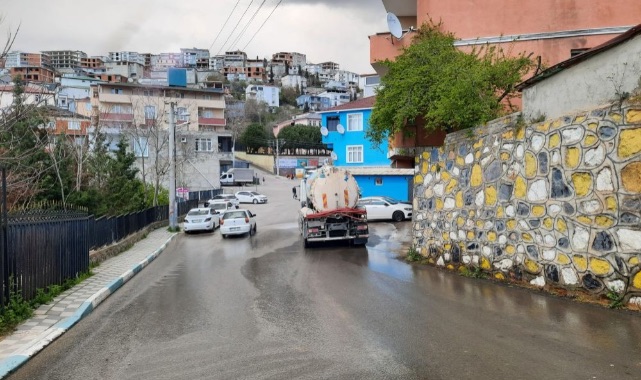 DİLOVASI’NDA ÖRNEK TEMİZLİK SEFERBERLİĞİ