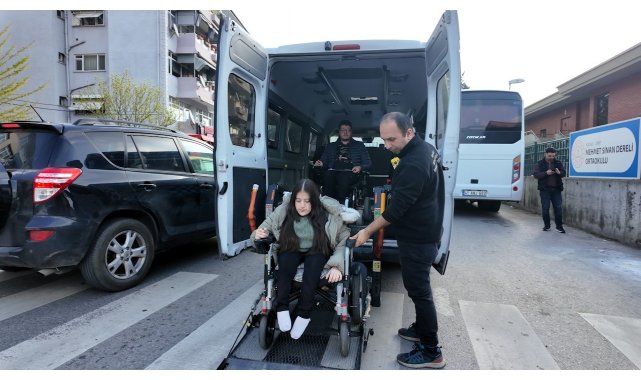 Hayallere giden yolda Engelsiz Taksi köprü oldu