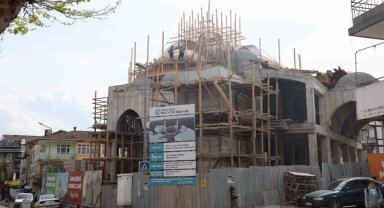 Kuruçeşme Merkez Cami şekilleniyor